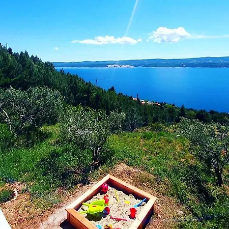 Holiday home Bella Vista With Jacuzzi 1 Omis