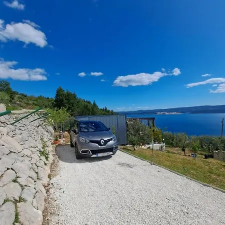Bella Vista With Jacuzzi 1 Holiday home Omis