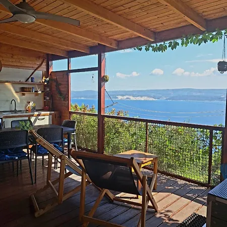 Bella Vista With Jacuzzi 1 Holiday home Omis